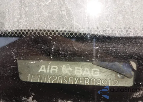 1999 Ford F-250 Lariat/Xl/Xlt z USA, uszkodzony, nr VIN 1FTNX20S0XEB09912